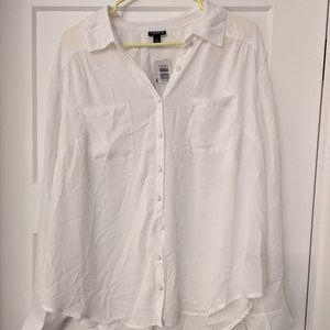 FREE SHIPPING! Torrid White Button Down